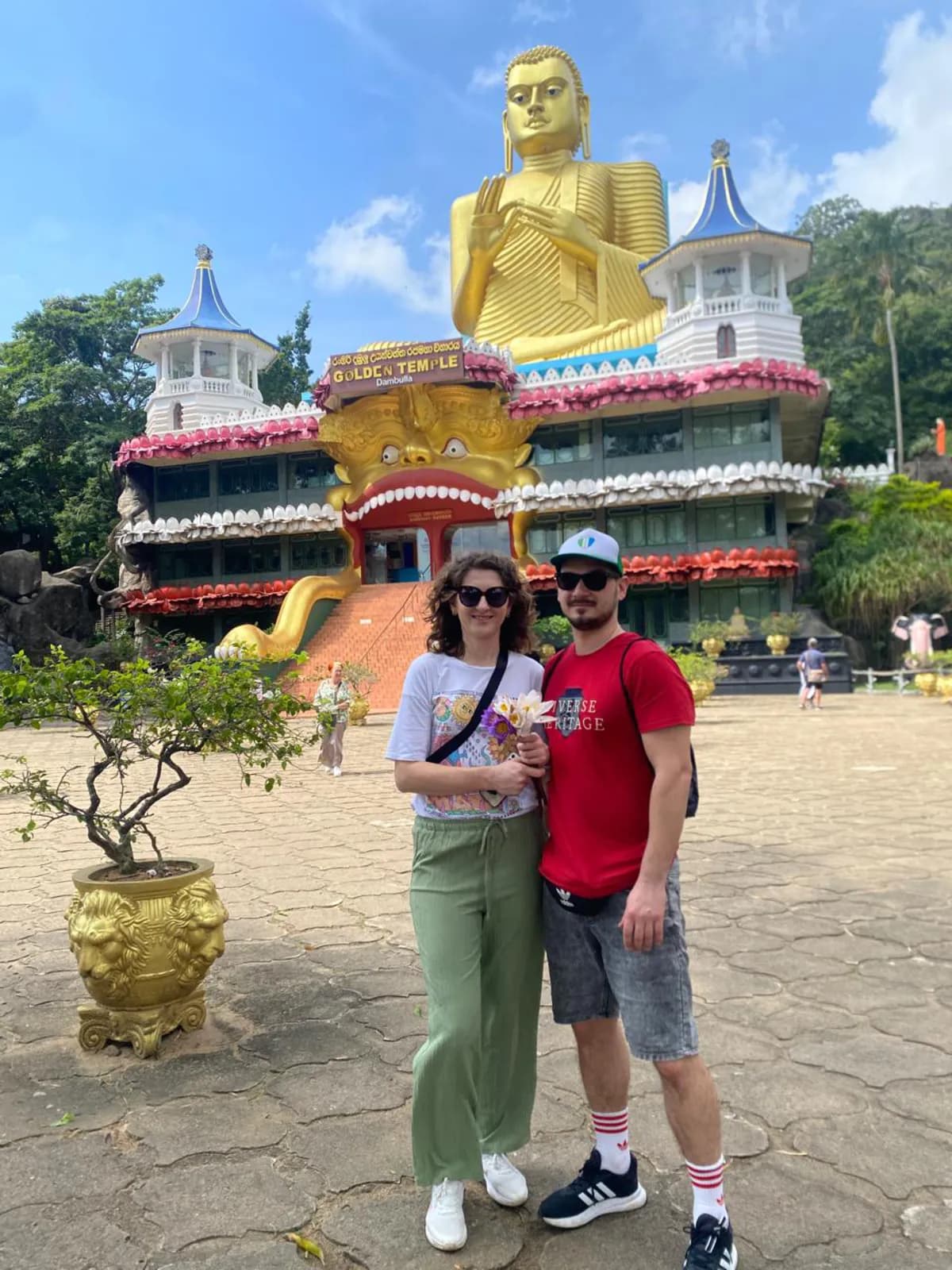 A couple at the Dambulla Golden Temple
